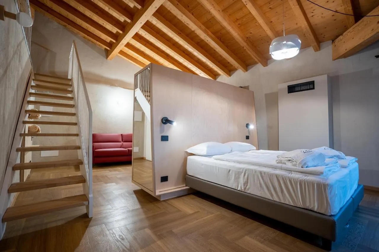 Bed & Breakfast La Meridiana Costermano Italy